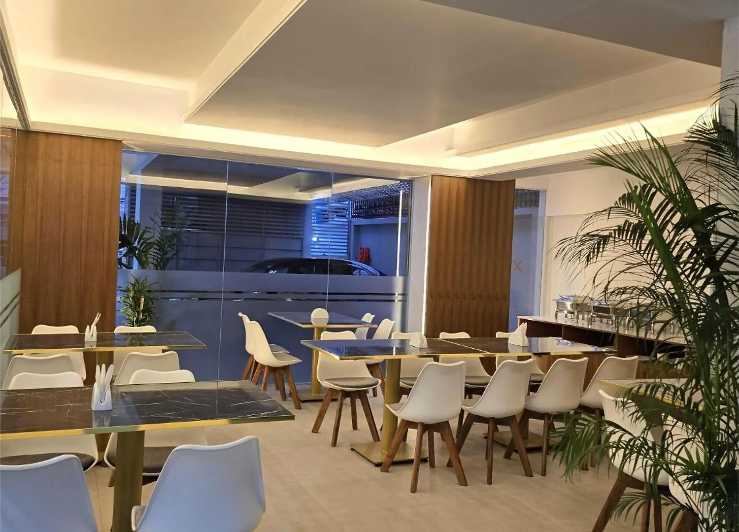 Royal Regent Suites Dhaka Hotel