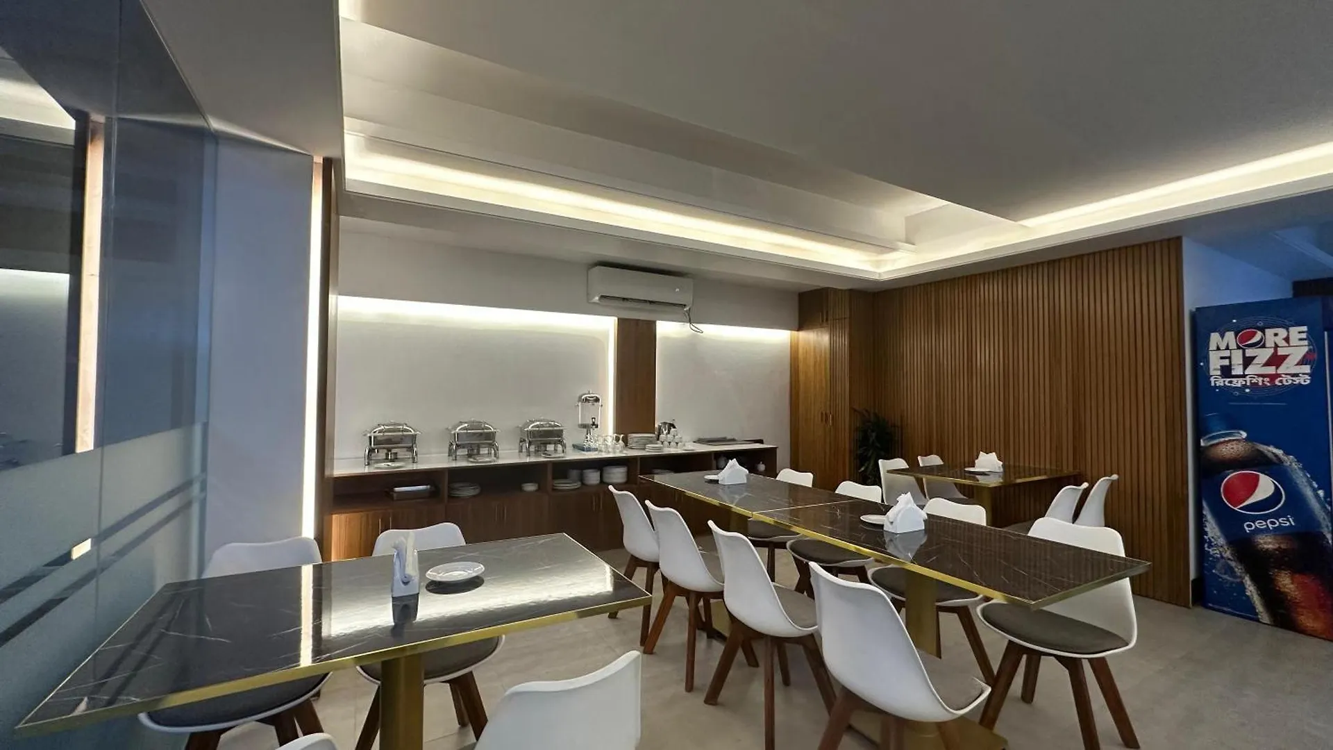 Royal Regent Suites Dhaka 3*,  Bangladesh