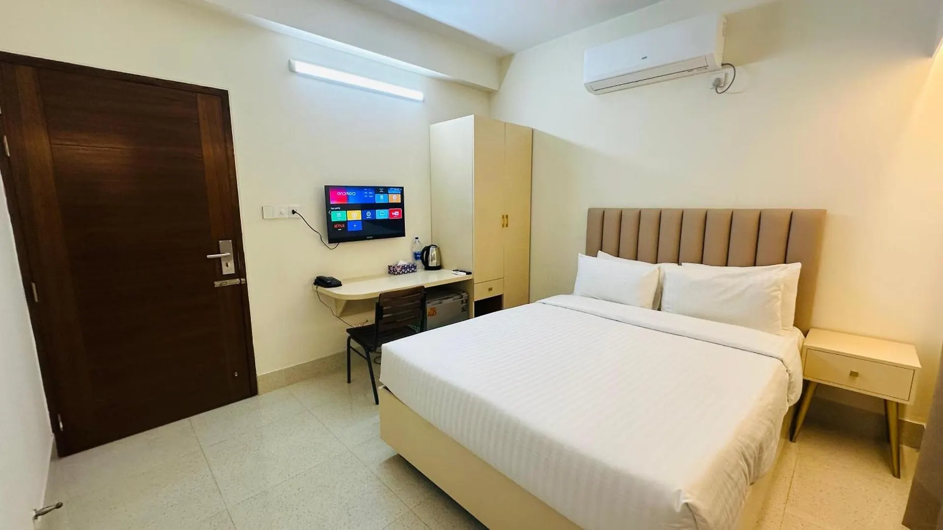 Royal Regent Suites Dhaka Hotel